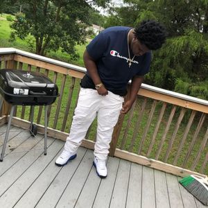 Meet your Posher, Jonathan